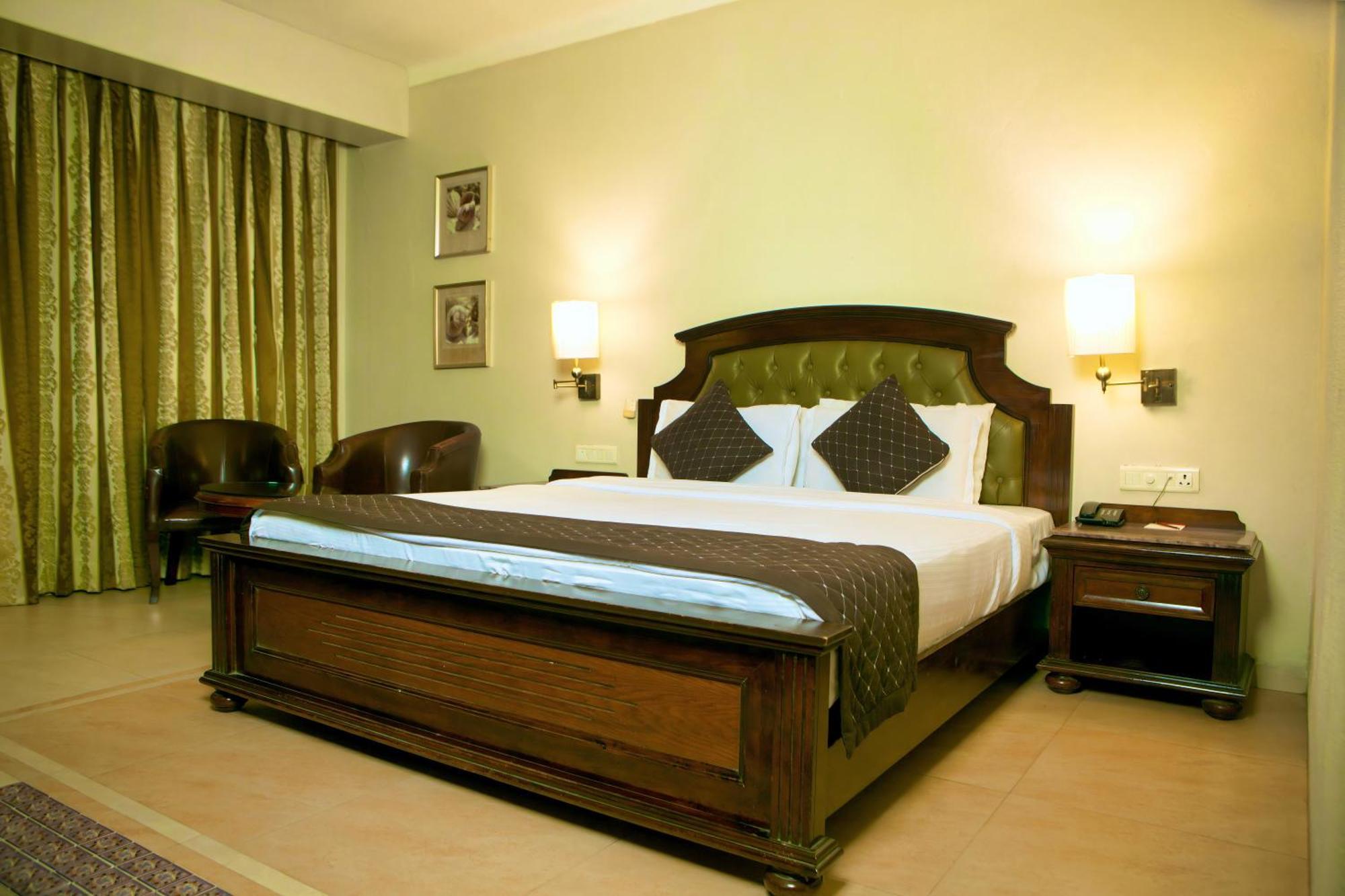 Hotel Neelam The Glitz Calangute Exterior foto