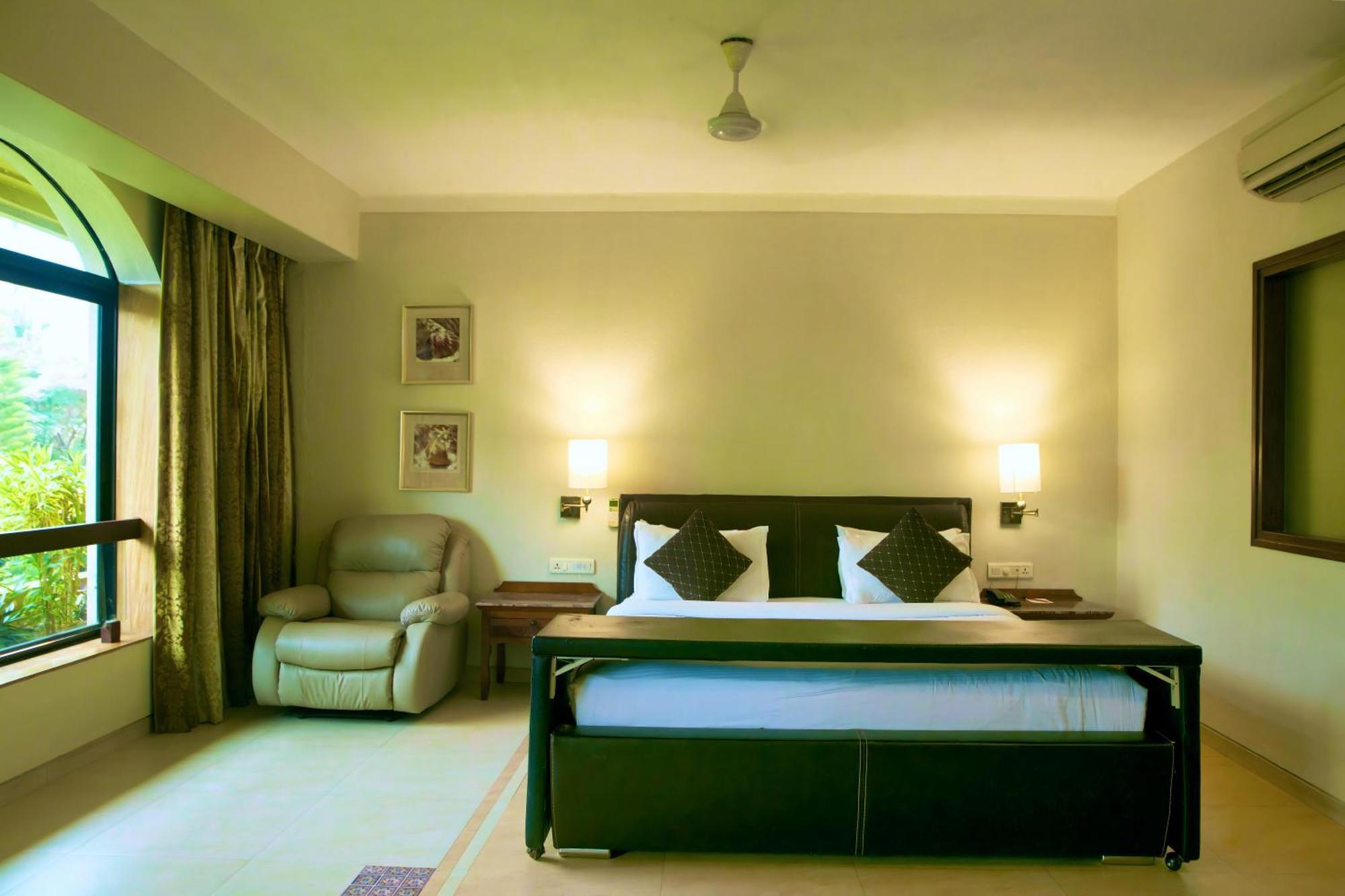 Hotel Neelam The Glitz Calangute Exterior foto