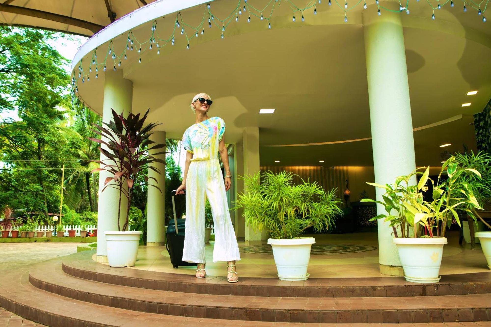 Hotel Neelam The Glitz Calangute Exterior foto