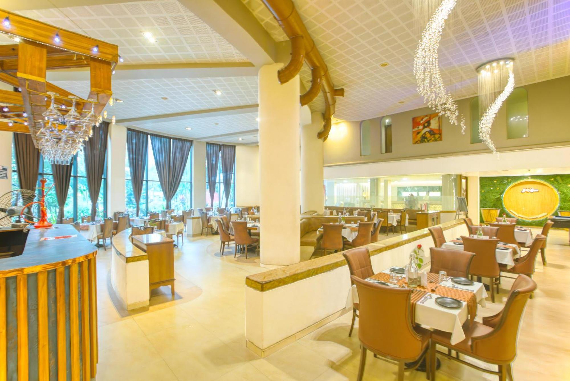 Hotel Neelam The Glitz Calangute Exterior foto