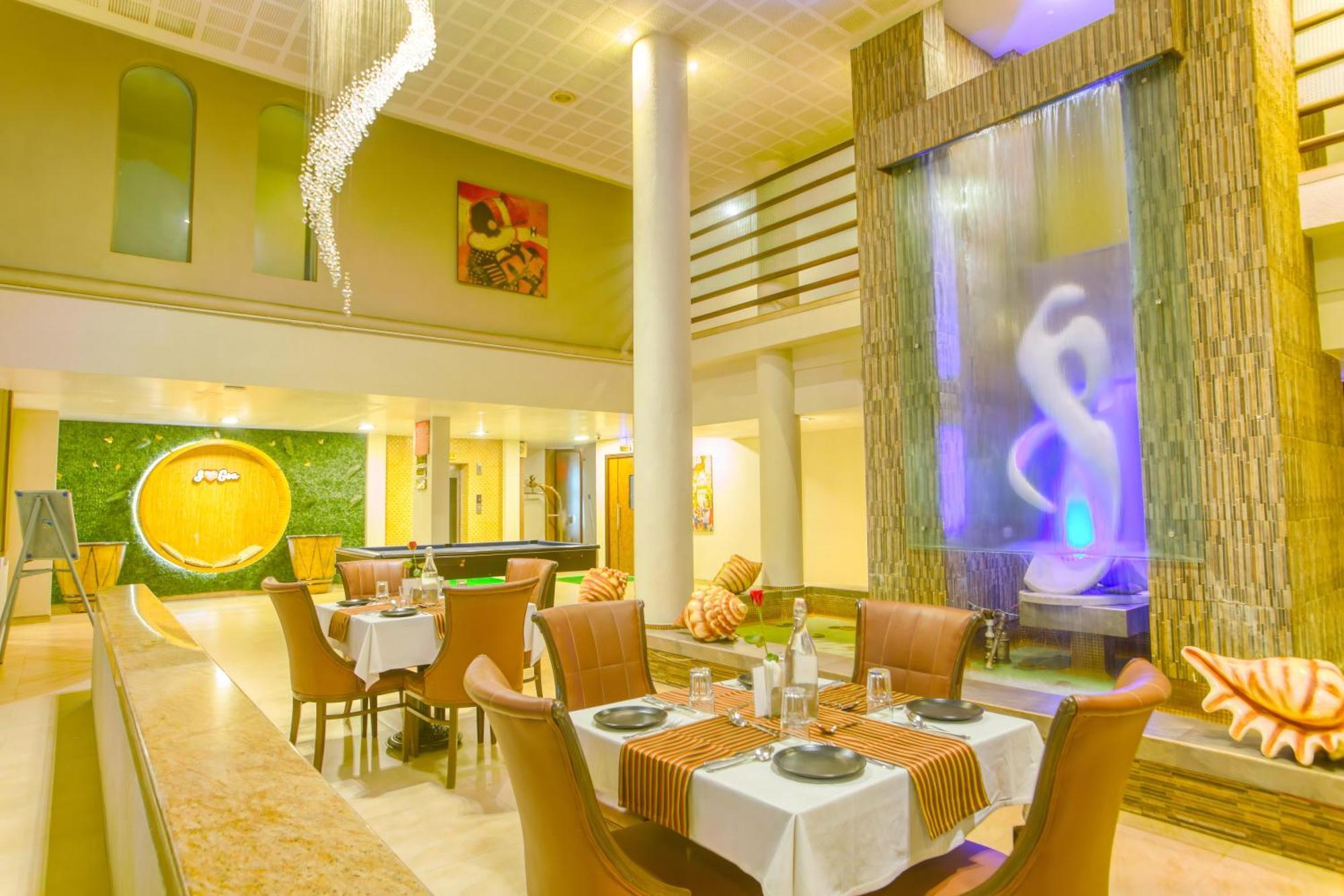 Hotel Neelam The Glitz Calangute Exterior foto